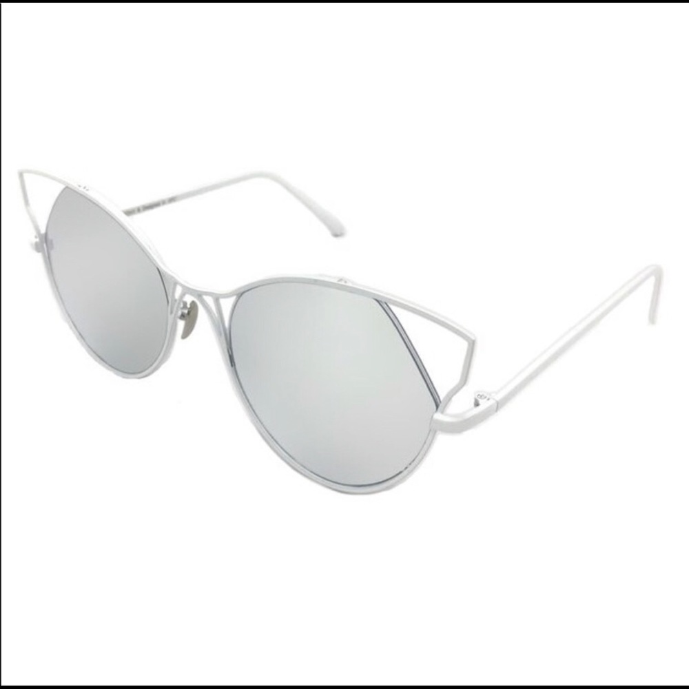 🕶TOPFOXX INDECENT CATEYE SUNNIES 🕶 - Picture 4 of 5